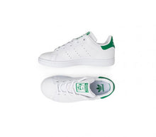 Laden Sie das Bild in den Galerie-Viewer, ADIDAS | KID&#39;S STAN SMITH
